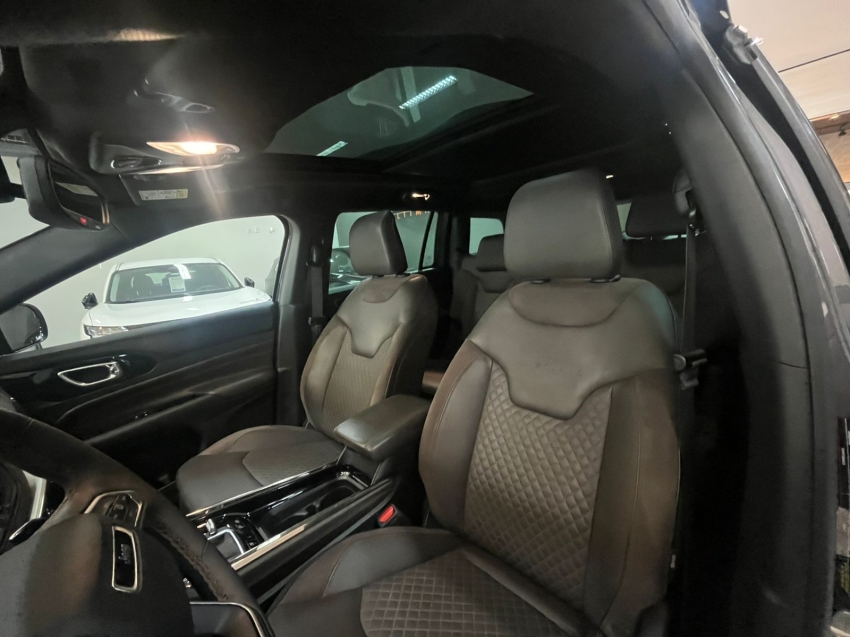 jeep commander 2.0 hurricane 4 turbo gasolina overland at9 5p automatico 20255