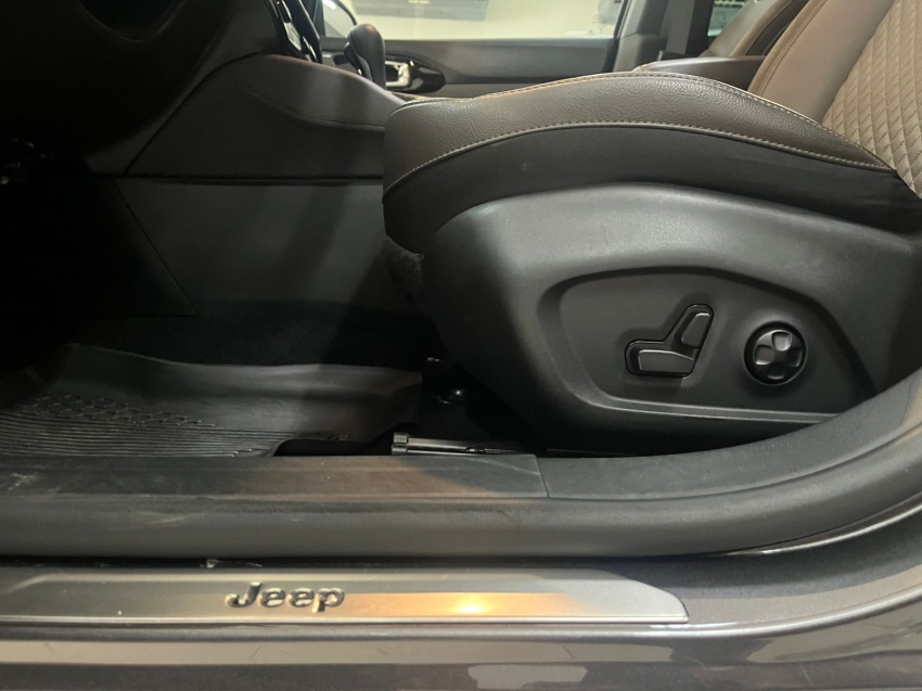 jeep commander 2.0 hurricane 4 turbo gasolina overland at9 5p automatico 202517
