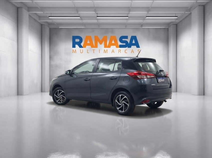 toyota yaris 1.5 16v flex xls connect multidrive hibrido 5p automatico 20233