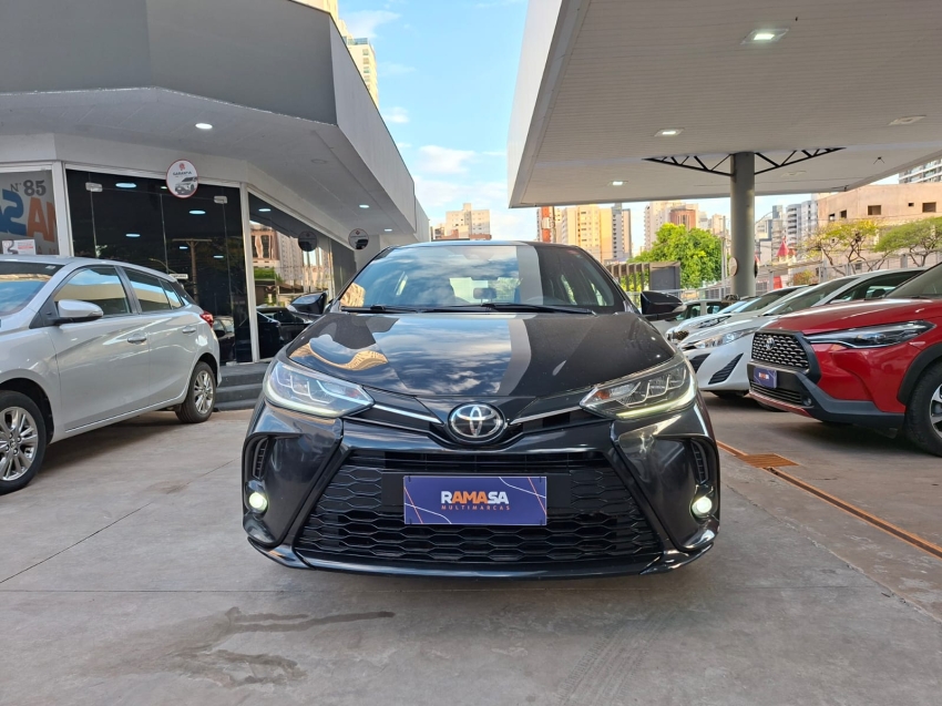 toyota yaris 1.5 16v flex xls connect multidrive hibrido 5p automatico 202312