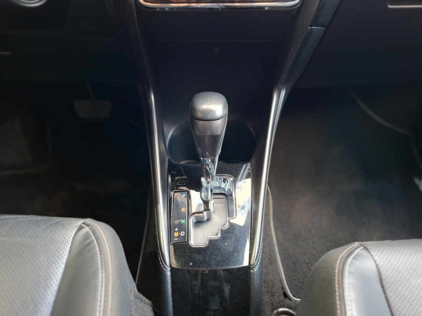 toyota yaris 1.5 16v flex xls connect multidrive hibrido 5p automatico 20234