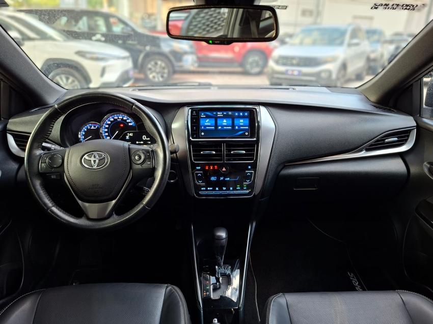 toyota yaris 1.5 16v flex xls connect multidrive hibrido 5p automatico 20235