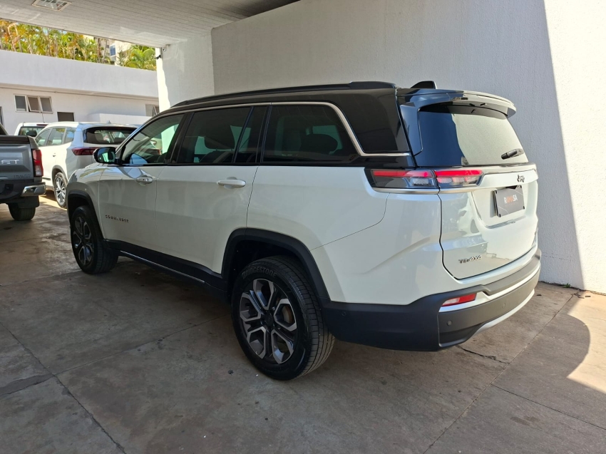 jeep commander 2.0 td380 turbo diesel limited at9 5p automatico 202212