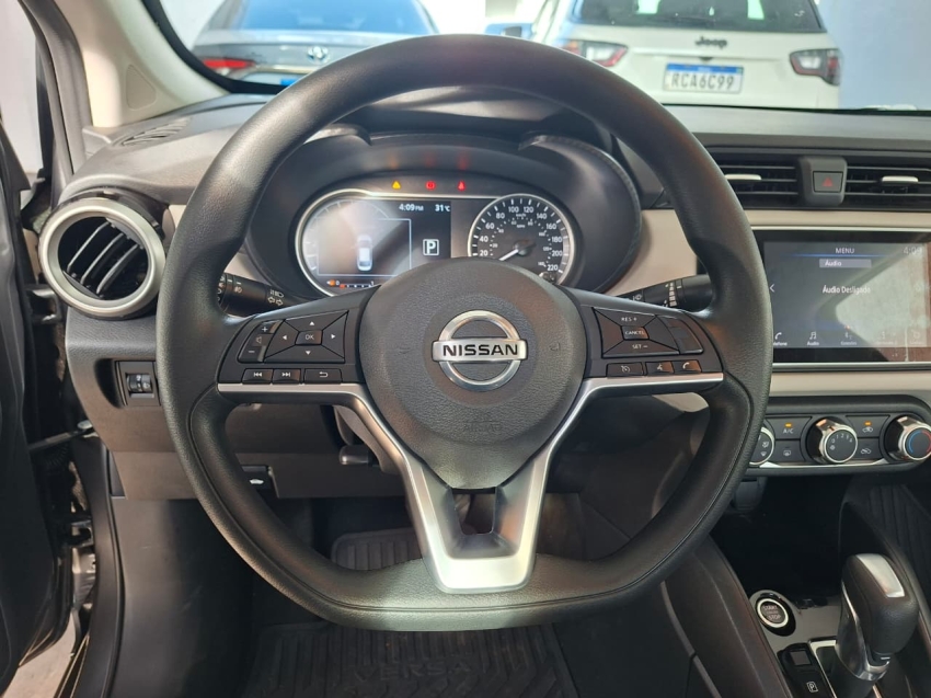 nissan versa 1.6 16v flex advance xtronic hibrido 5p automatico 20228