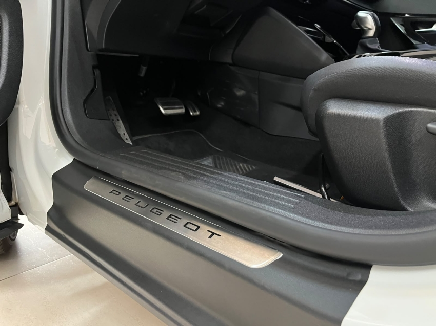 peugeot 2008 1.0 turbo 200 flex gt cvt 5p automatico 202514