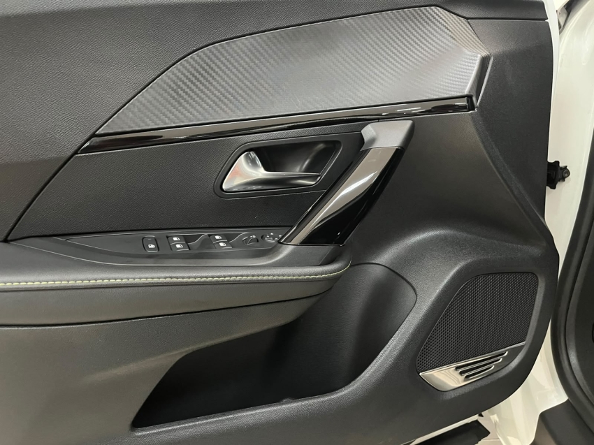 peugeot 2008 1.0 turbo 200 flex gt cvt 5p automatico 202515