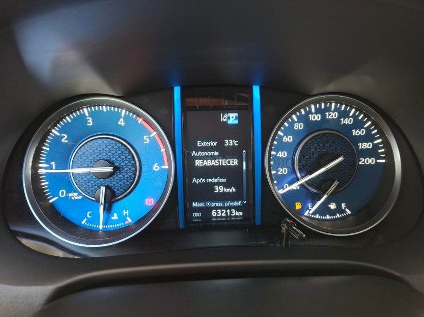 toyota hilux sw4 2.8 d-4d turbo diesel gr-s 7l 4x4 automatico 2.0 5p 20235