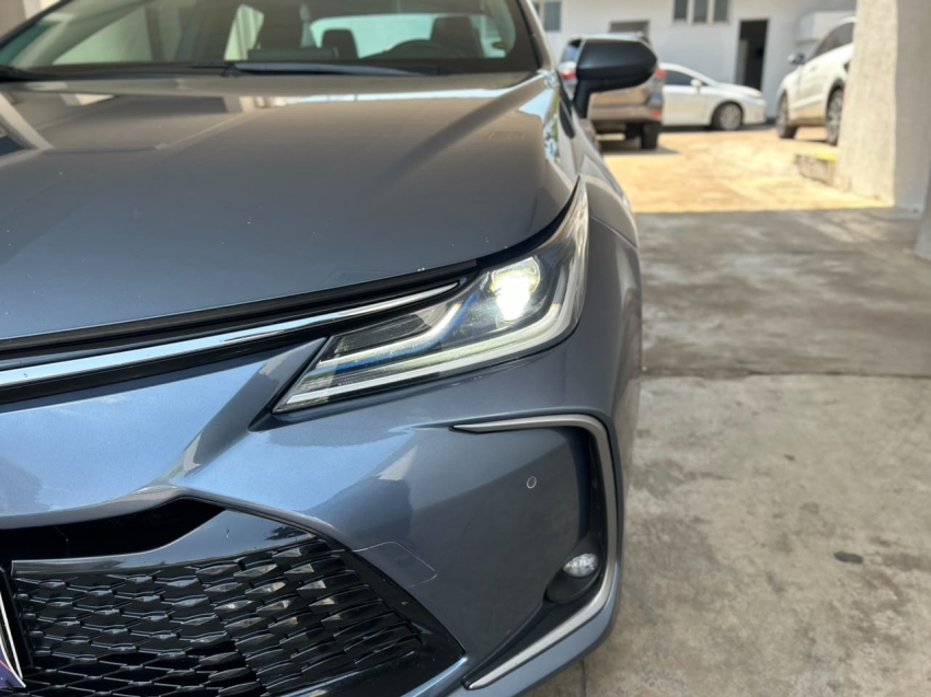 toyota corolla 1.8 vvt-i hybrid flex altis cvt hibrido 5p automatico 202420