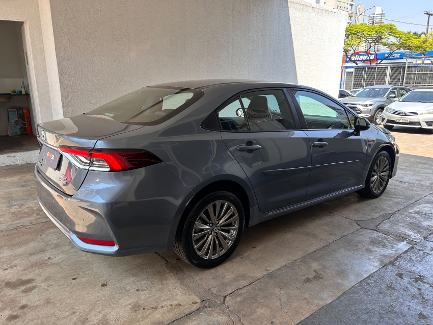 toyota corolla 1.8 vvt-i hybrid flex altis cvt hibrido 5p automatico 202424