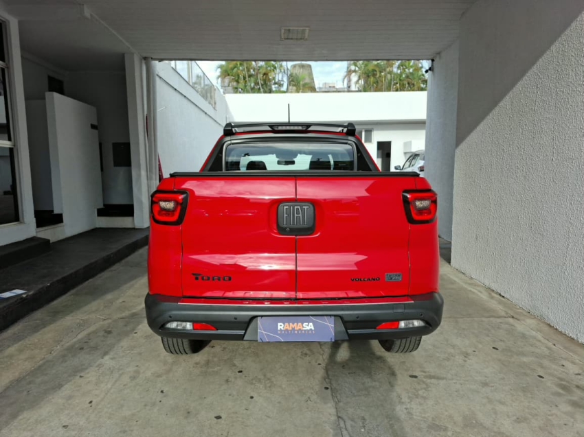 fiat toro 1.3 turbo 270 flex volcano at6 5p automatico 202317