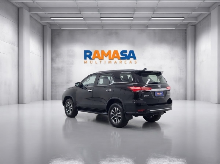 toyota hilux sw4 2.8 d-4d turbo diesel diamond 7l 4x4 automatico 5p 20233