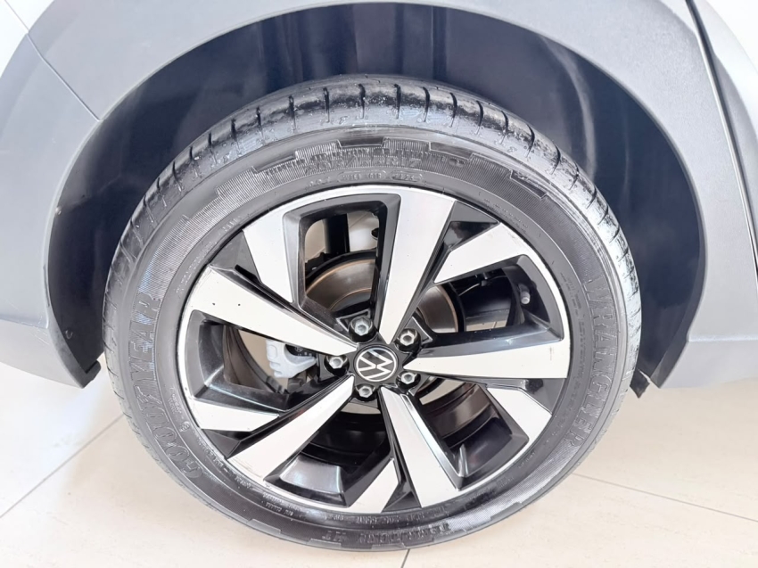 volkswagen nivus 1.0 200 tsi total flex highline automatico 5p 20227