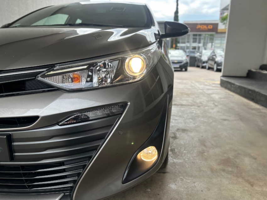 toyota yaris 1.5 16v flex sedan xls connect multidrive hibrido 5p automatico 202019