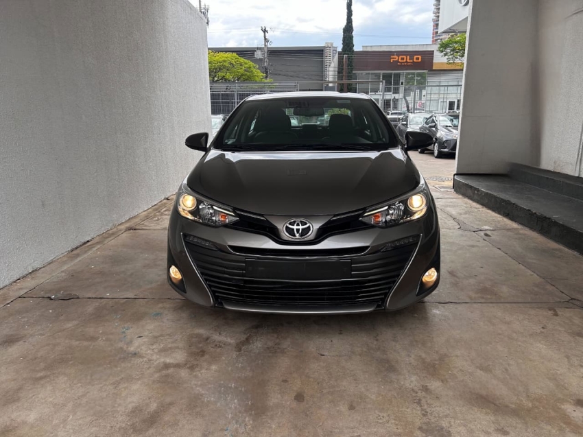 toyota yaris 1.5 16v flex sedan xls connect multidrive hibrido 5p automatico 202024