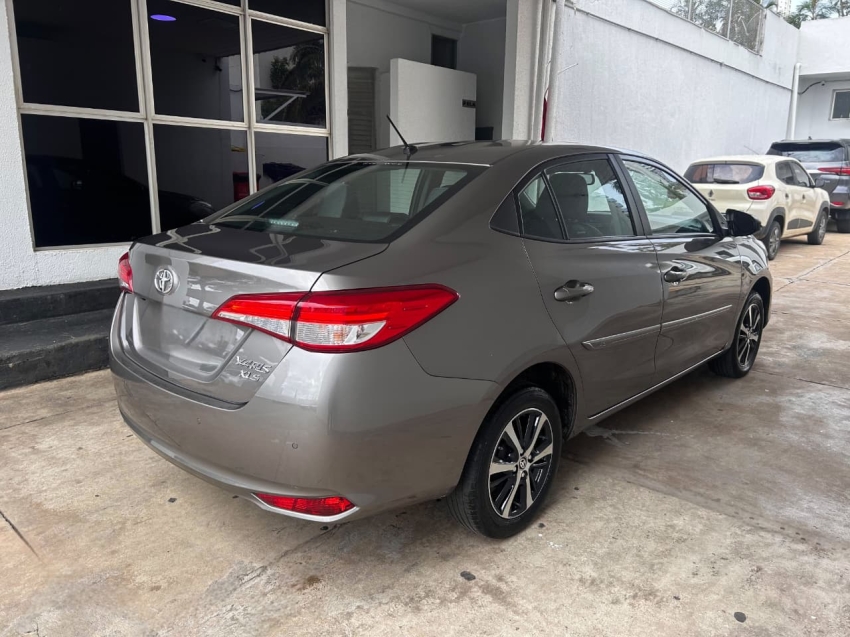 toyota yaris 1.5 16v flex sedan xls connect multidrive hibrido 5p automatico 202026