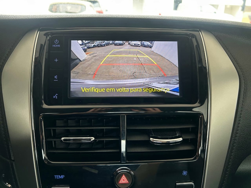 toyota yaris 1.5 16v flex sedan xls connect multidrive hibrido 5p automatico 202016