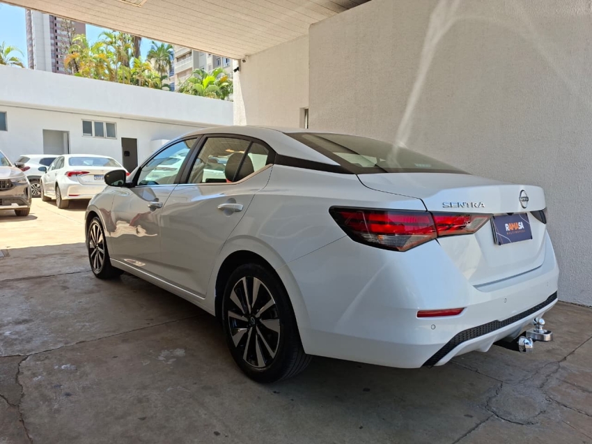 nissan sentra 2.0 16v gasolina advance xtronic 5p automatico 202515