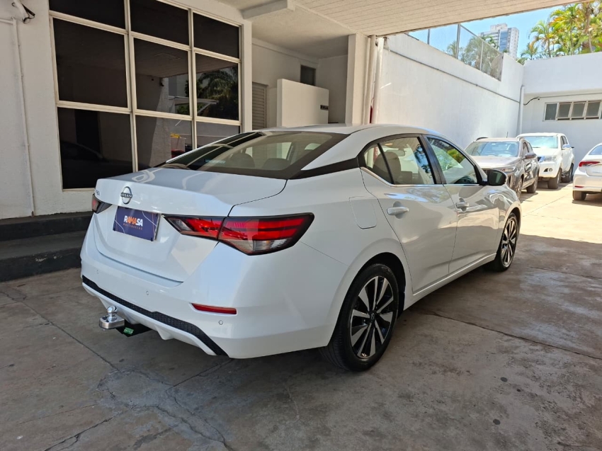 nissan sentra 2.0 16v gasolina advance xtronic 5p automatico 202516