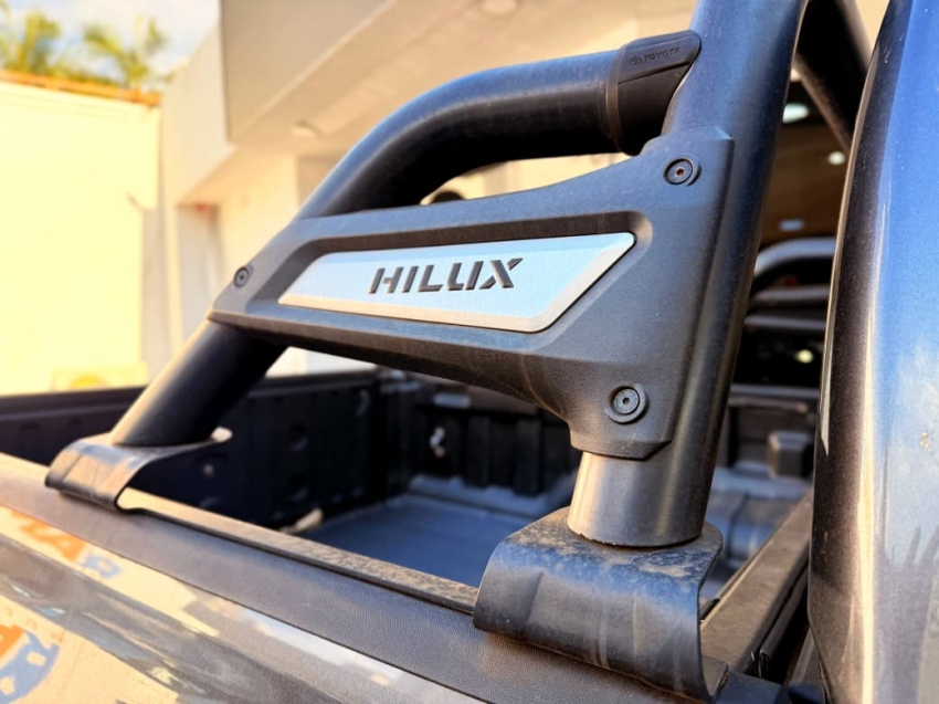toyota hilux 2.8 d-4d turbo diesel cd srx 4x4 automatico hibrido 5p 202426