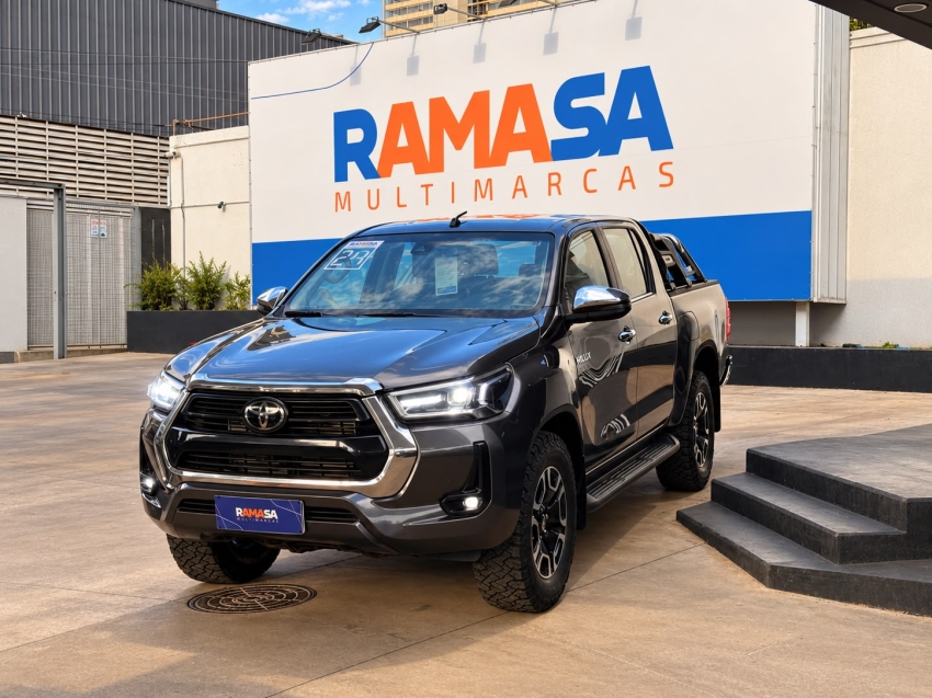 toyota hilux 2.8 d-4d turbo diesel cd srx 4x4 automatico gasolina 5p 202422