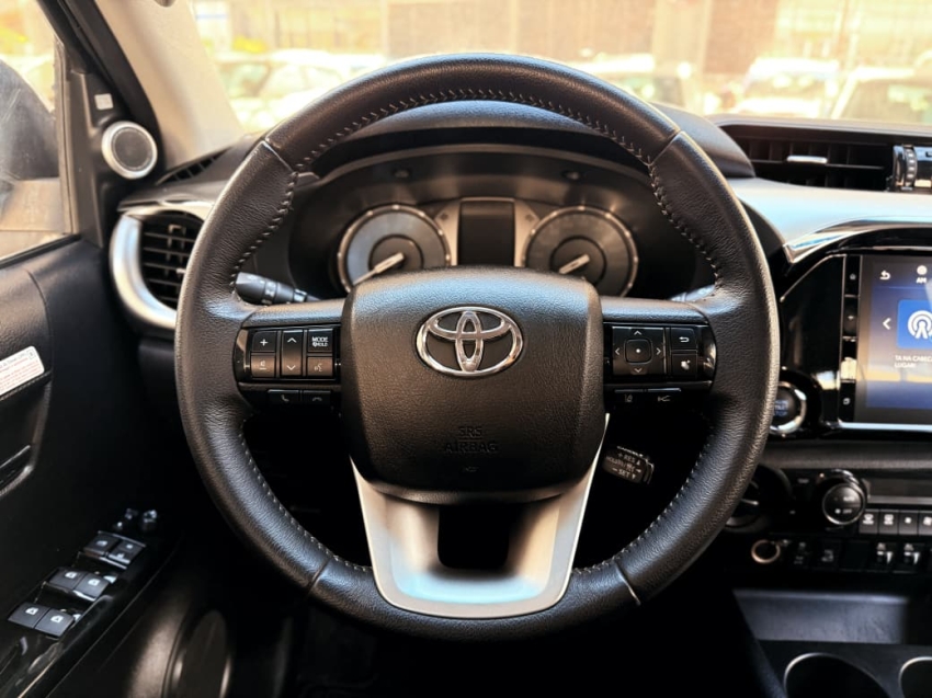 toyota hilux 2.8 d-4d turbo diesel cd srx 4x4 automatico gasolina 5p 202413