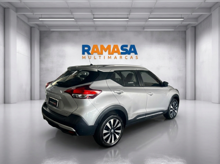 nissan kicks sv 1.64