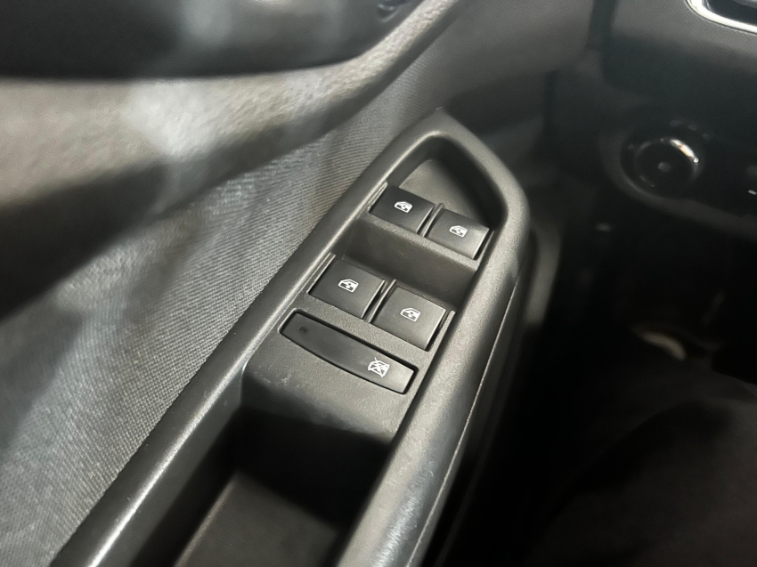 onix ltz 1.4 flex automatico8
