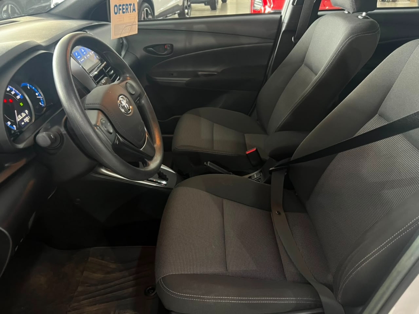 yaris hatch xl 1.5 at5