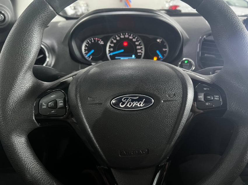 ford ka titanium 1.5 flex9