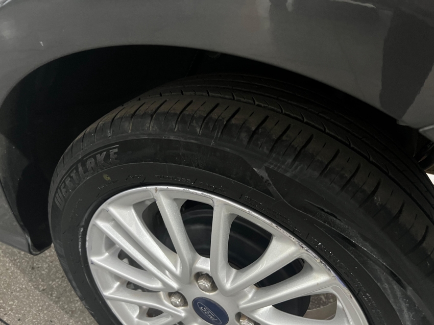ford ka titanium 1.5 flex4