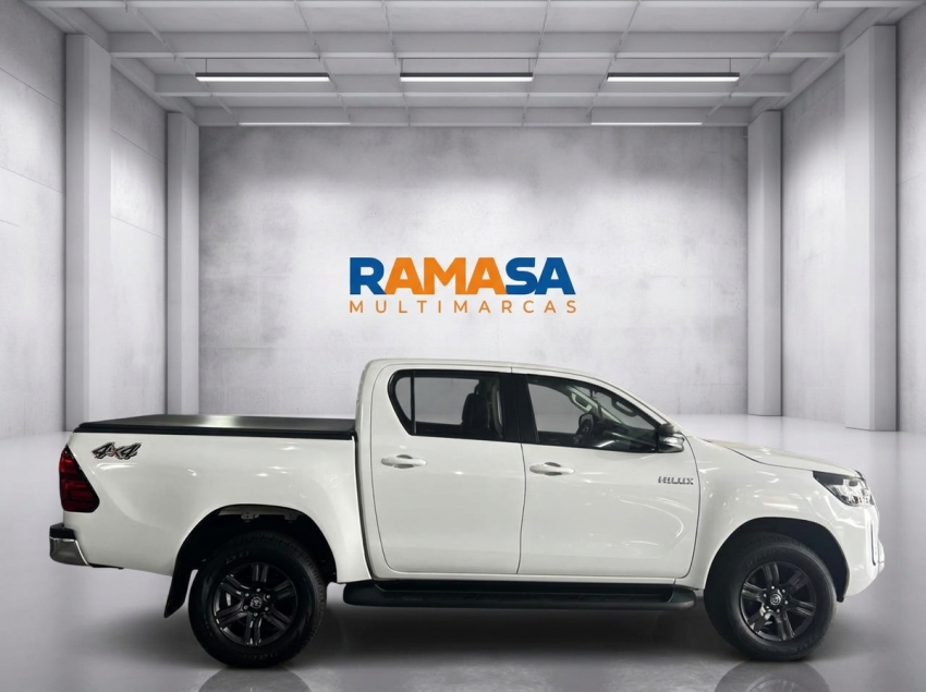 hilux sr 4x4 turbo diesel2