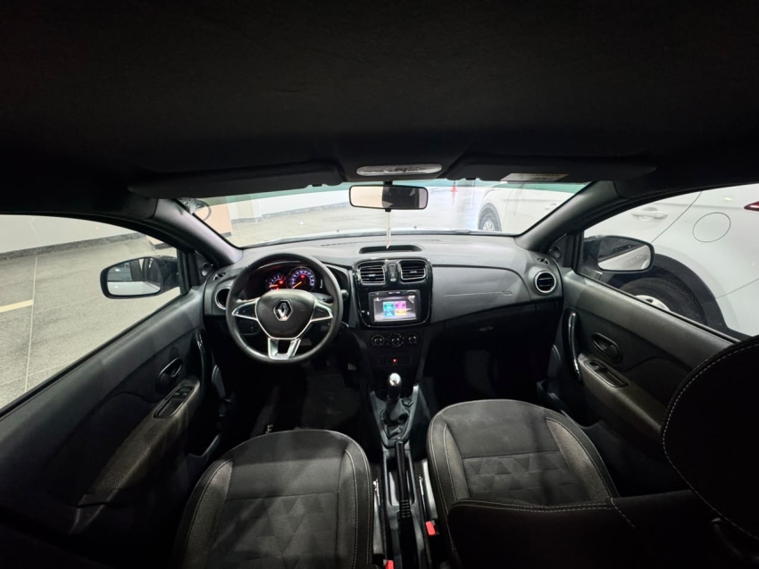 sandero stepway 1.0 flex8