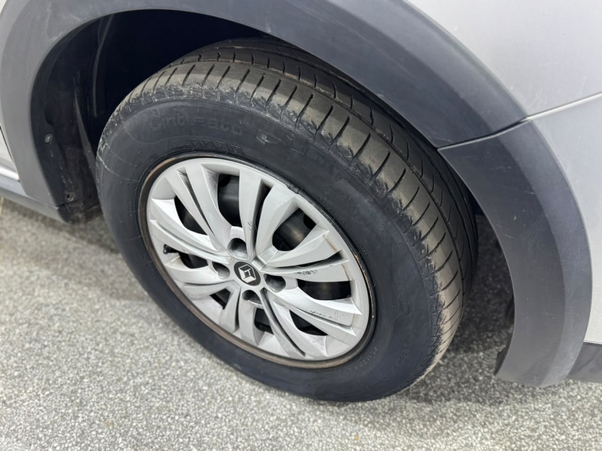 sandero stepway 1.0 flex4