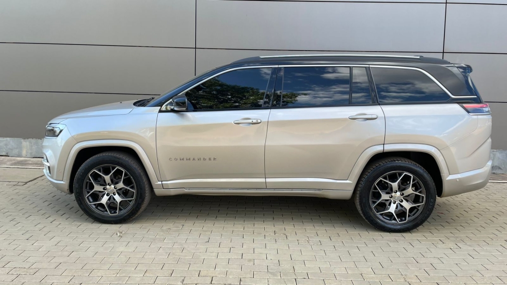 jeep commander 2.0 td380 turbo diesel overland at9 5p automatico 20235