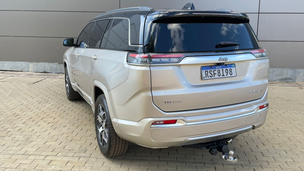 jeep commander 2.0 td380 turbo diesel overland at9 5p automatico 20237