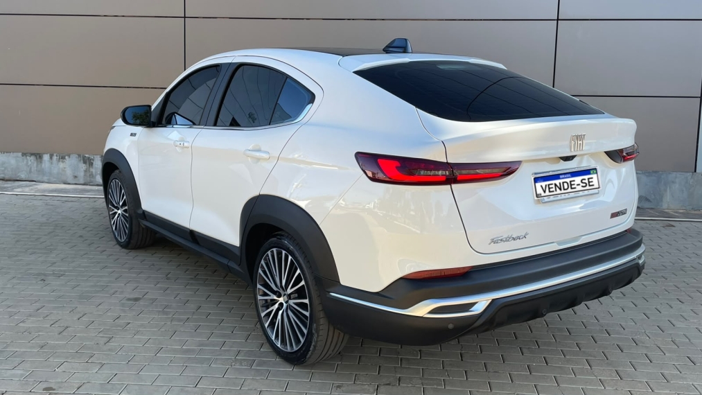 fiat fastback 1.3 turbo 270 flex limited edition at6 5p automatico 20255