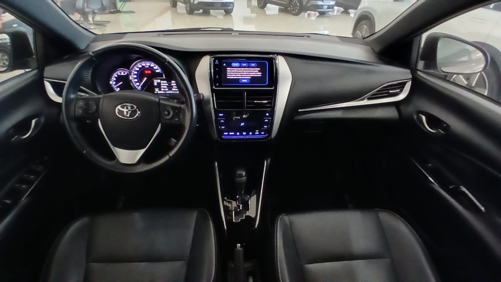 toyota yaris 1.5 flex11