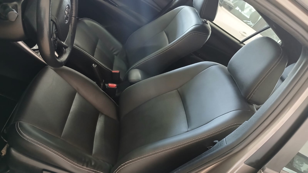 toyota yaris 1.5 flex6