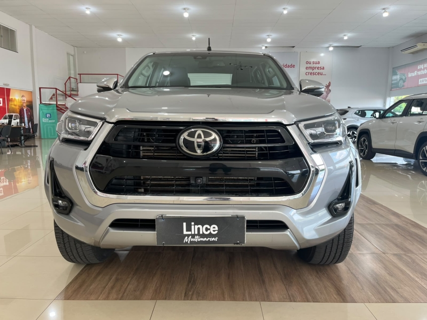 toyota hilux 2.8 d-4d turbo diesel cd srx plus 4x4 automatico 4p 20245