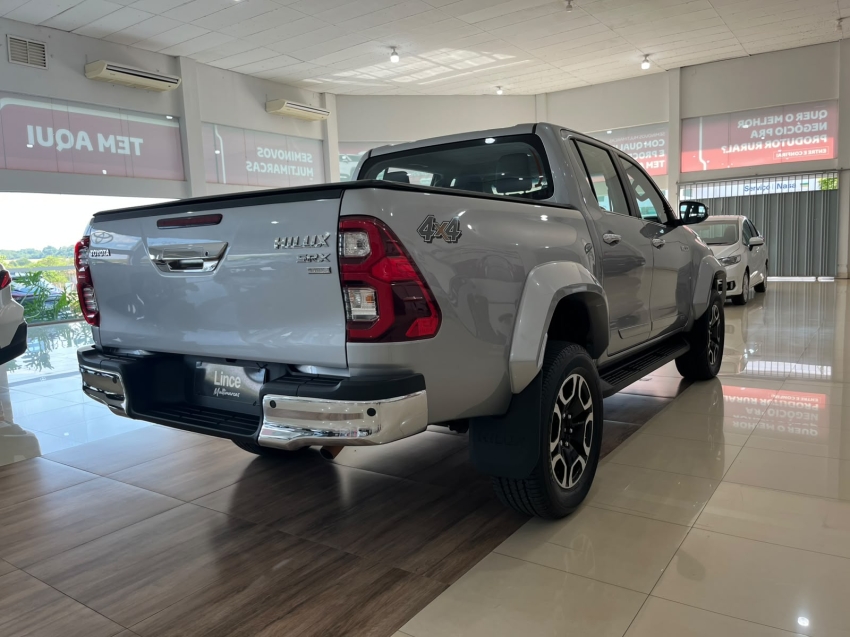 toyota hilux 2.8 d-4d turbo diesel cd srx plus 4x4 automatico 4p 20244
