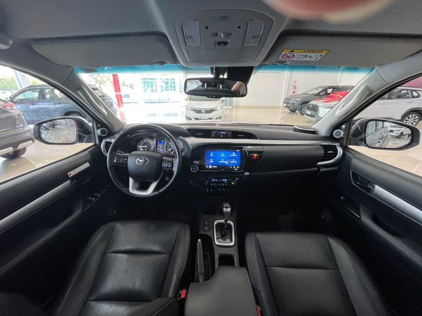 toyota hilux 2.8 d-4d turbo diesel cd srx plus 4x4 automatico 4p 202412