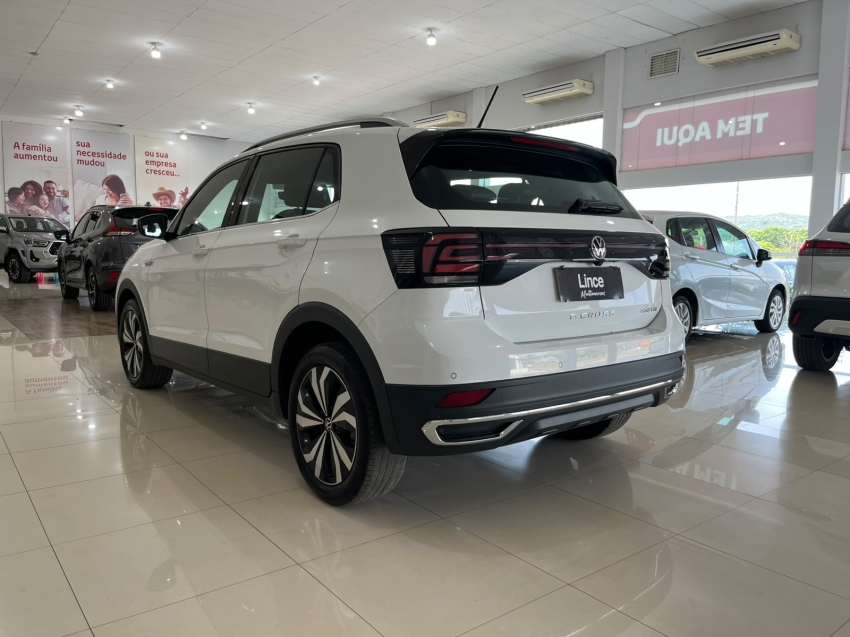 volkswagen t-cross 1.4 250 tsi total flex highline automatico 5p 202411