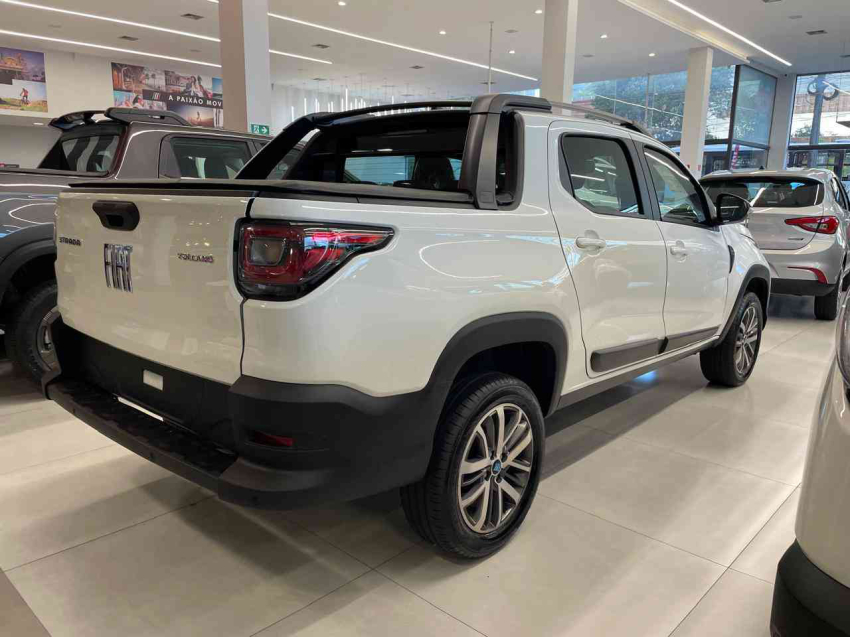 fiat strada 1.3 firefly flex volcano cd cvt 4p automatico 20265