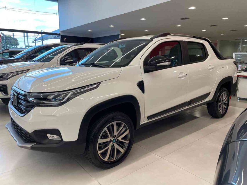 fiat strada 1.3 firefly flex volcano cd cvt 4p automatico 20261