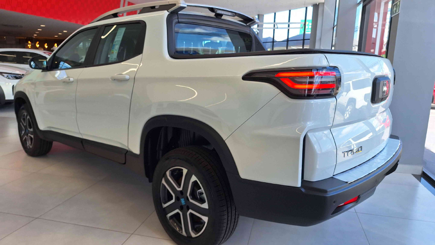 fiat toro 1.3 turbo 270 flex freedom at6 4p automatico 20272