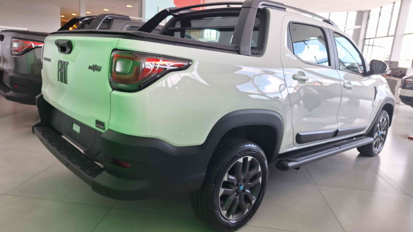 fiat strada 1.0 turbo 200 flex ultra cd cvt 4p automatico 20272