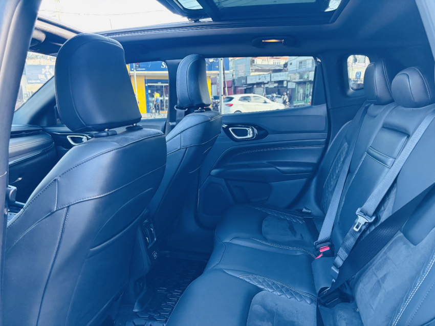 jeep compass 2.0 hurricane 4 turbo gasolina blackhawk at9 flex 4p automatico 20254