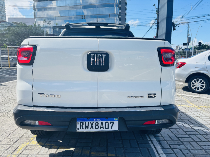 fiat toro 1.3 turbo 270 flex freedom at6 4p automatico 20237
