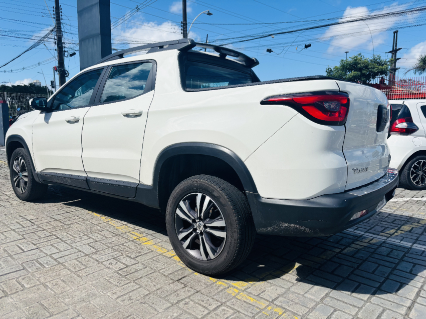 fiat toro 1.3 turbo 270 flex freedom at6 4p automatico 20231