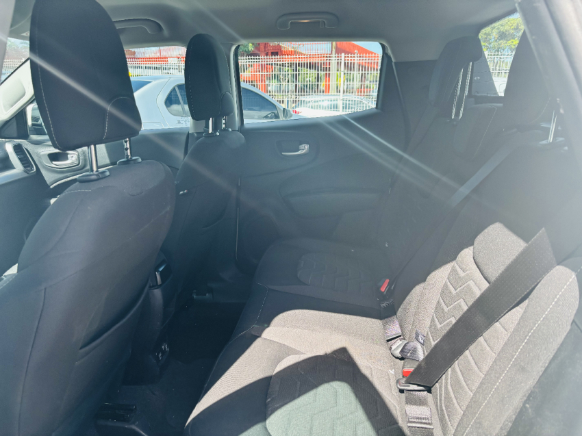 fiat toro 1.3 turbo 270 flex freedom at6 4p automatico 20235